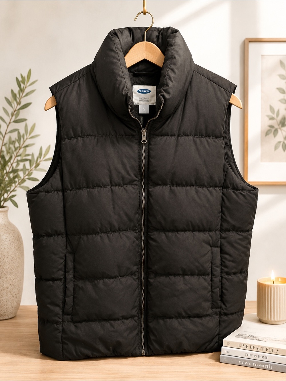 Old Navy Men's Black Quilted Puffer Vest